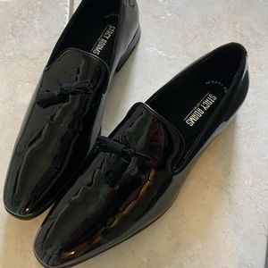 Brand new men’s dress shoes. Size 9.5.
